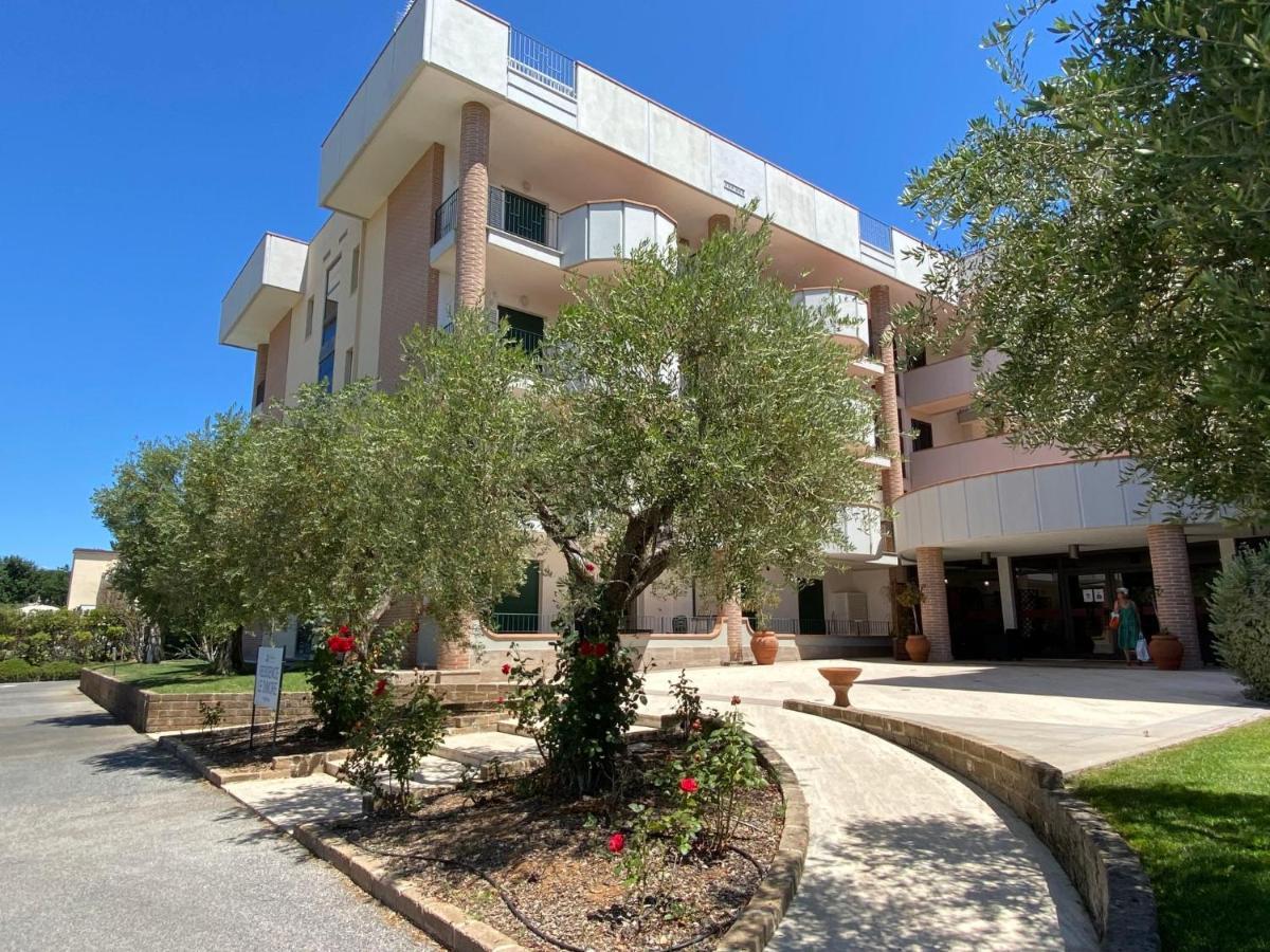 Apartment Superior-4 By Interhome San Vincenzo Exterior foto